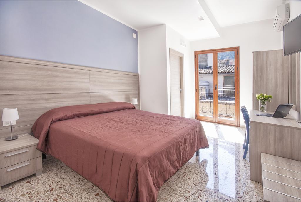 B&B La Torre Castellammare del Golfo Ruang foto