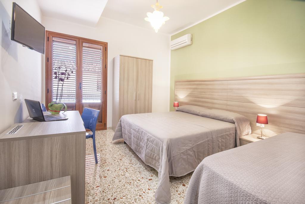 B&B La Torre Castellammare del Golfo Ruang foto